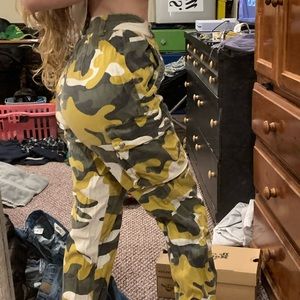 Fashion nova yellow camo cargo pants